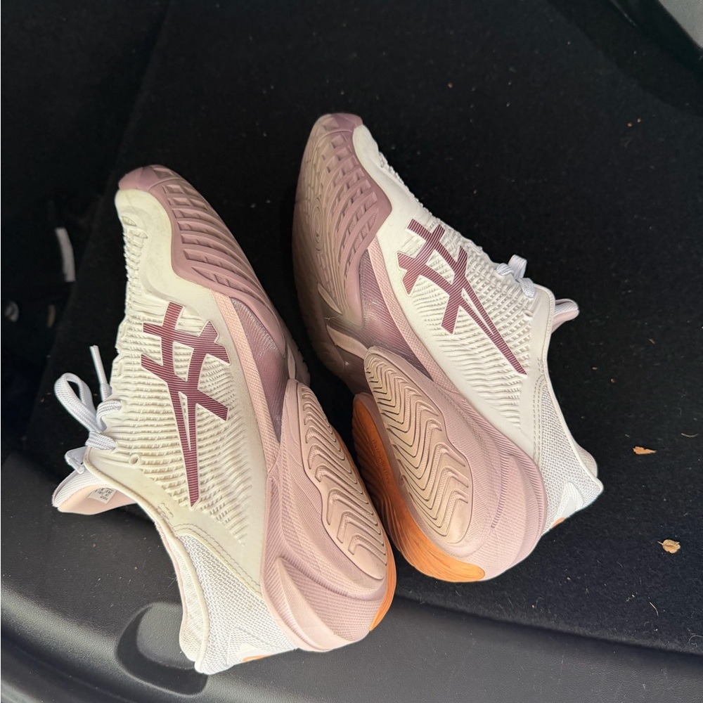 ASICS Women's Mauve and White Athletic Shoes - hard to find color
